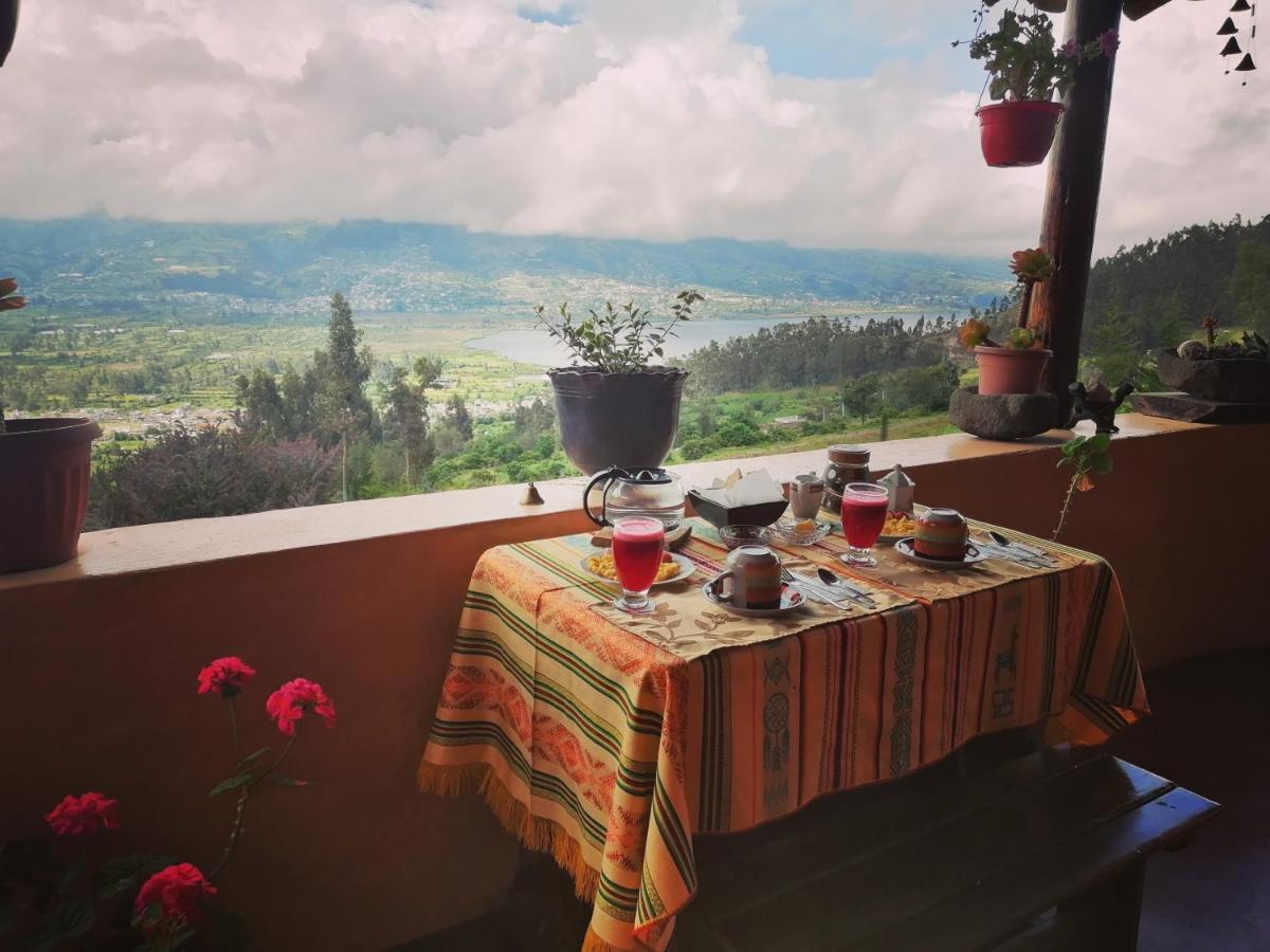 Samay Toa Hotel Отавало Стая снимка