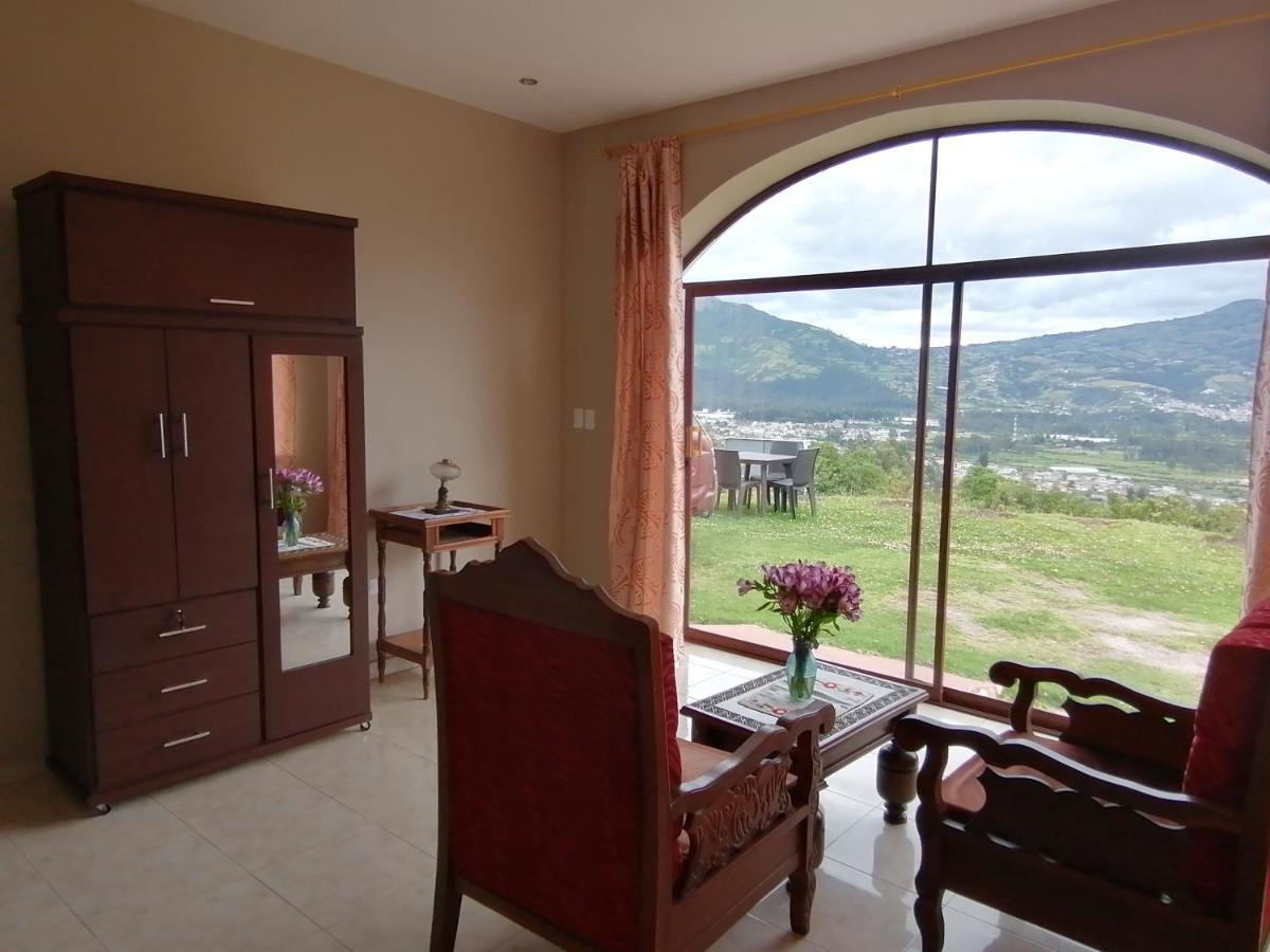 Samay Toa Hotel Отавало Стая снимка