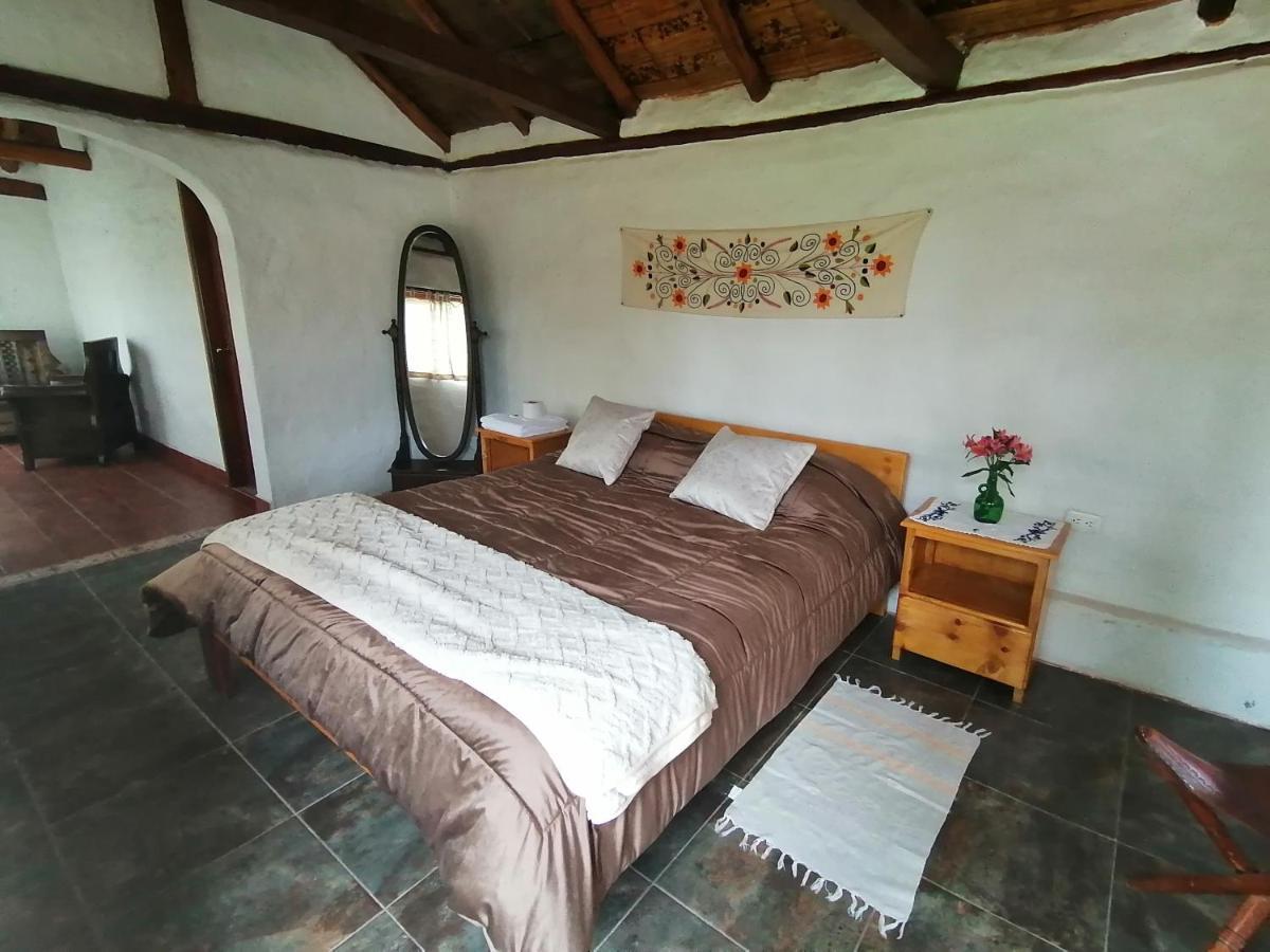 Samay Toa Hotel Отавало Екстериор снимка